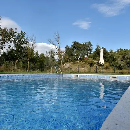 Masia Rovira Villa Pinell de Solsones